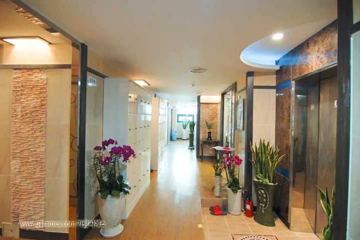 썬원룸텔 공용 공간